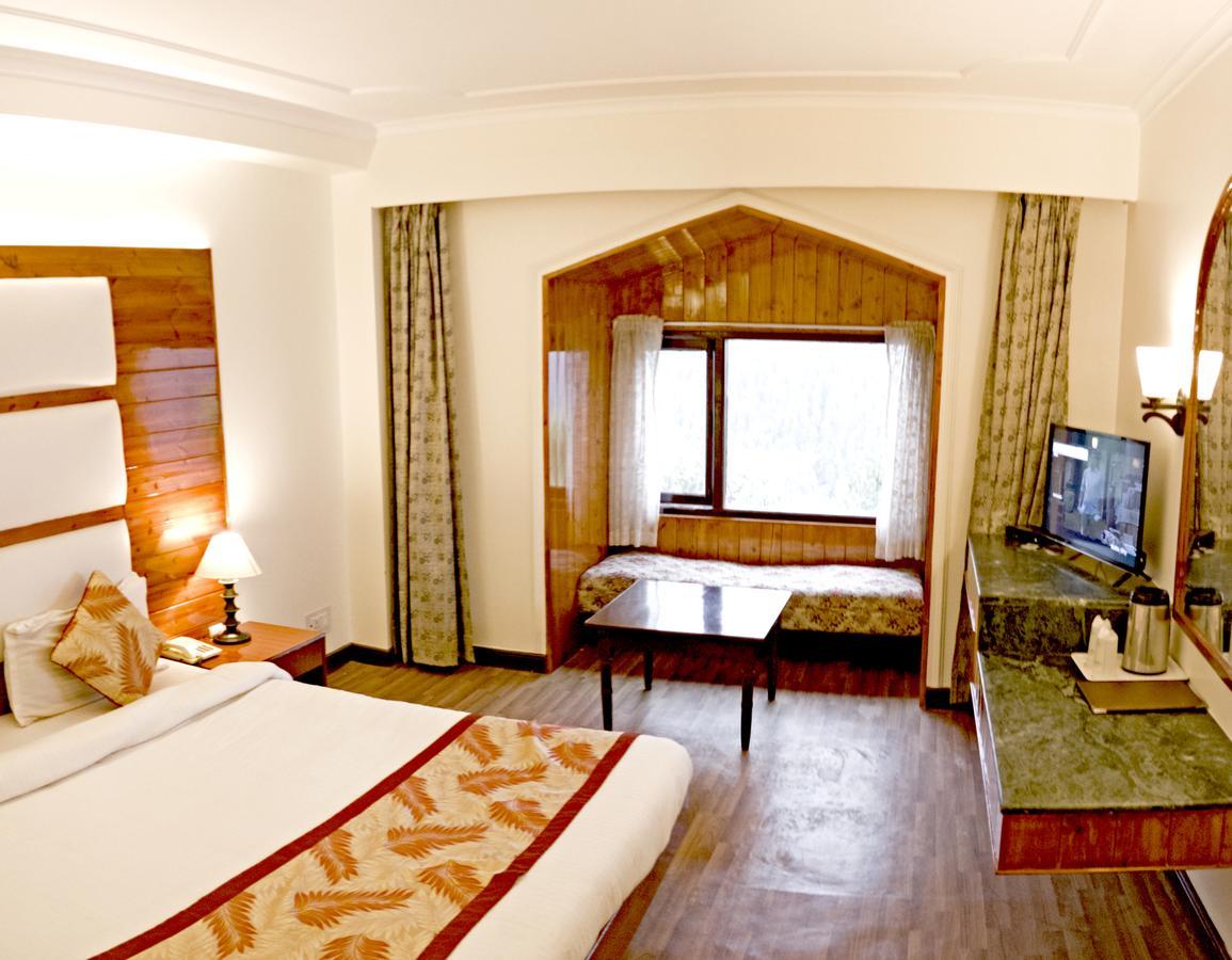 Royal Jardin Whistling Pines Resort Šimla Exteriér fotografie